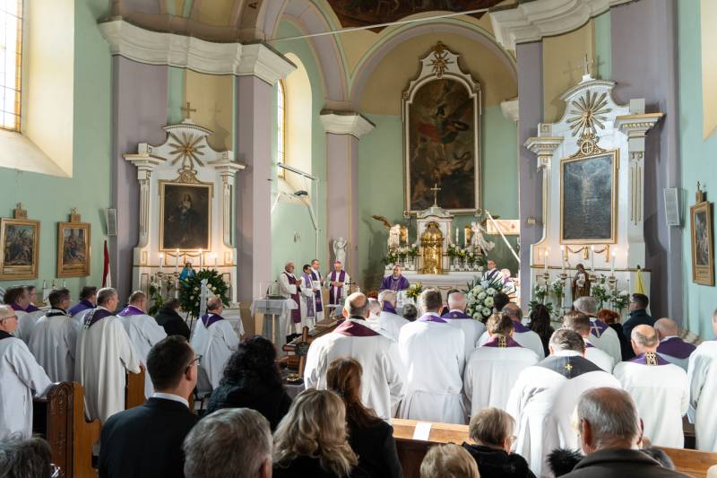 2025_11_10_bagi sandor temetes_15.jpg